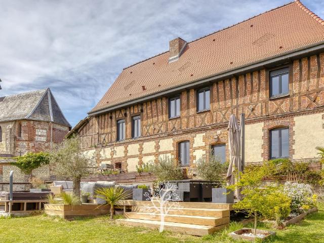Propriété à vendre avec dépendances et prairies en Pays de Bray