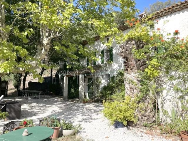 PROPRIÉTÉ ANCIENNE AU CHARME EXCEPTIONNEL À LA VENTE A LA GARDE FREINET
