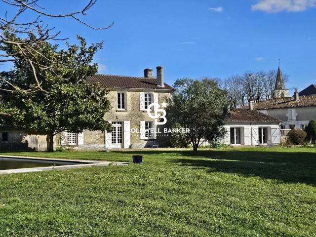 Propriete Aux Portes De Cognac 247m² Cherves Richemont