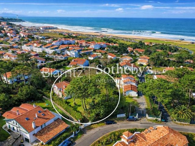 Propriété au calme et proche de l'océan 3000m² Anglet
