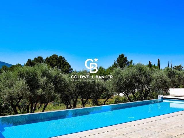 Propriété avec villa d'architecte avec piscine, campagne Varoise 83640 Saint Zacharie