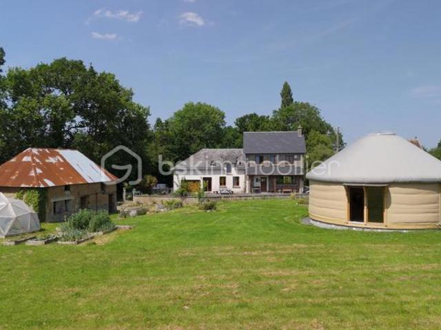 Propriété avec dépendances sur 9700 m2