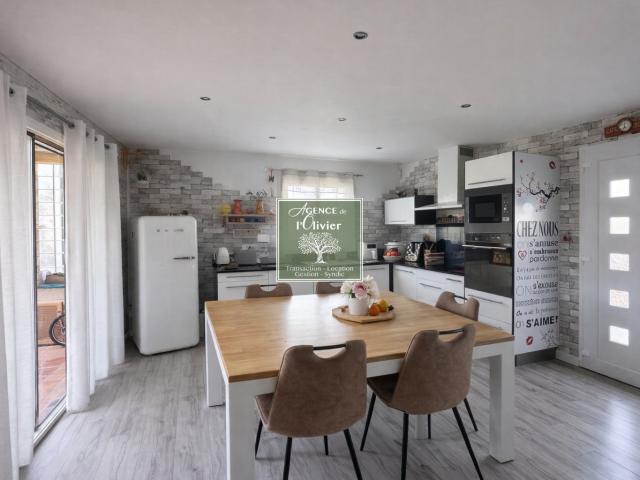 Propriété avec deux logements
