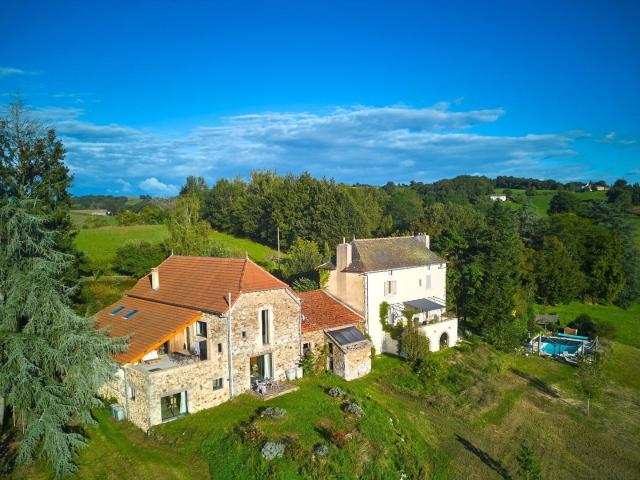 Propriété avec habitat et gite exceptionnel 442m² Bor et Bar