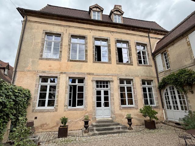 Propriété avec jardin