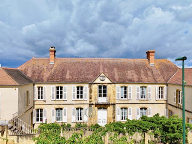 Propriété avec jardin