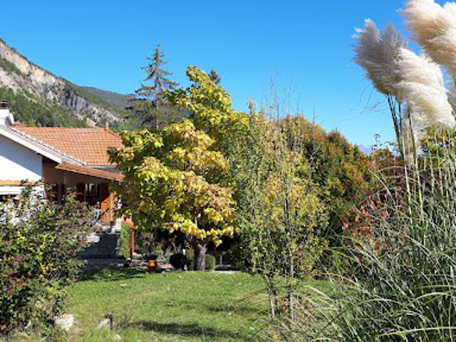 Propriété avec jardin