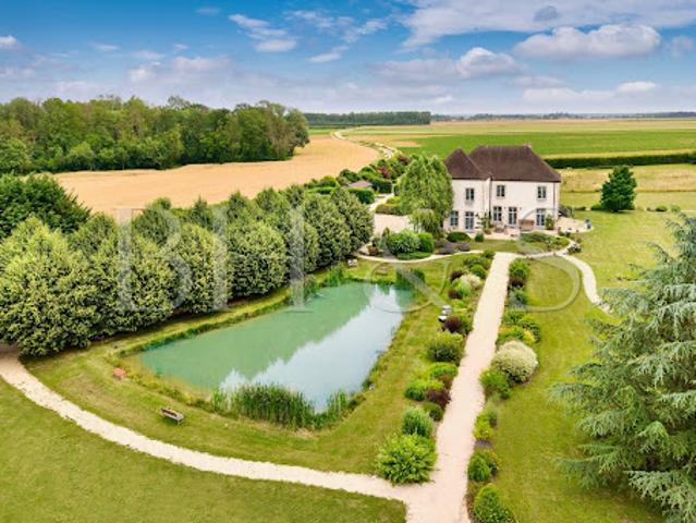 Propriété avec jardin