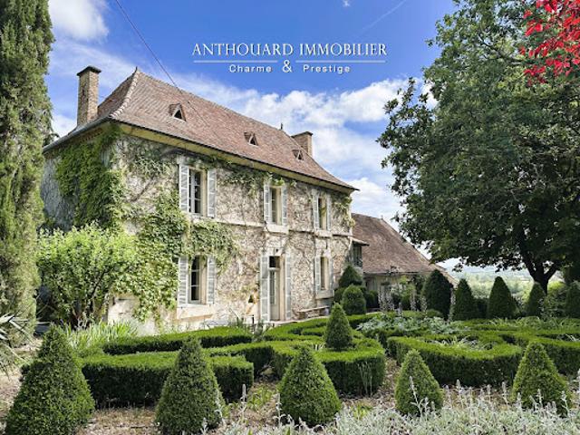 Propriété avec jardin