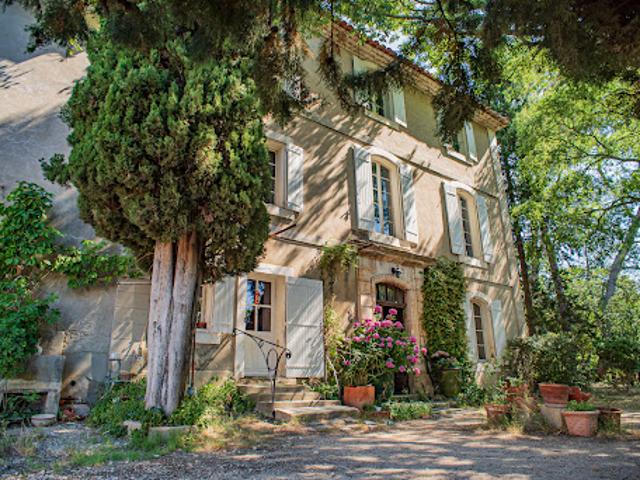 Propriété avec jardin