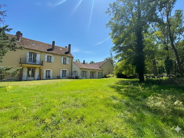 Propriété avec jardin