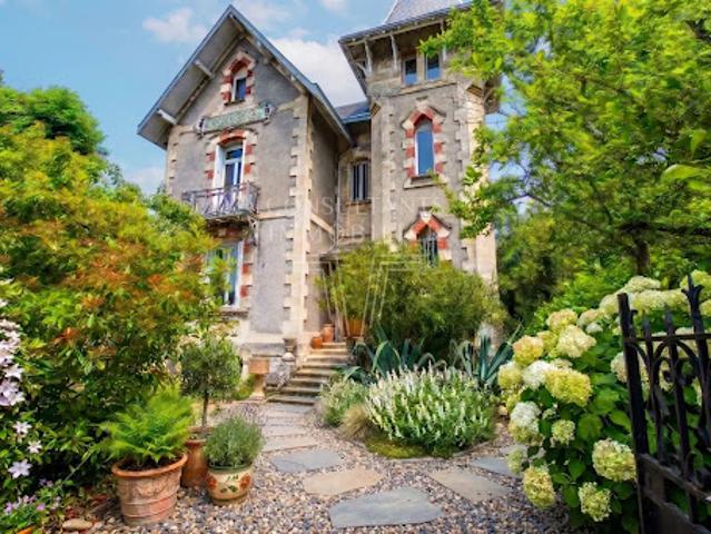 Propriété avec jardin