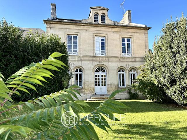 Propriété avec jardin