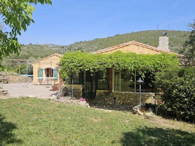 Propriété avec jardin