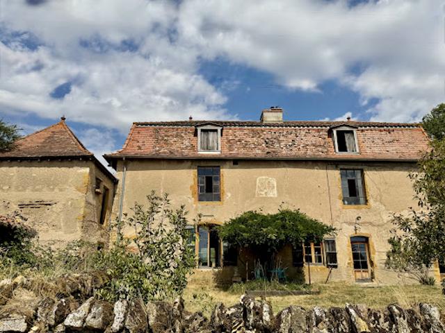 Propriété avec jardin