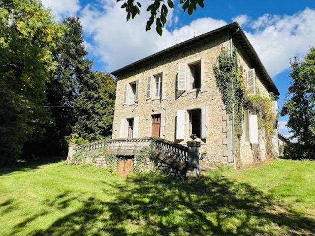 Propriété avec jardin