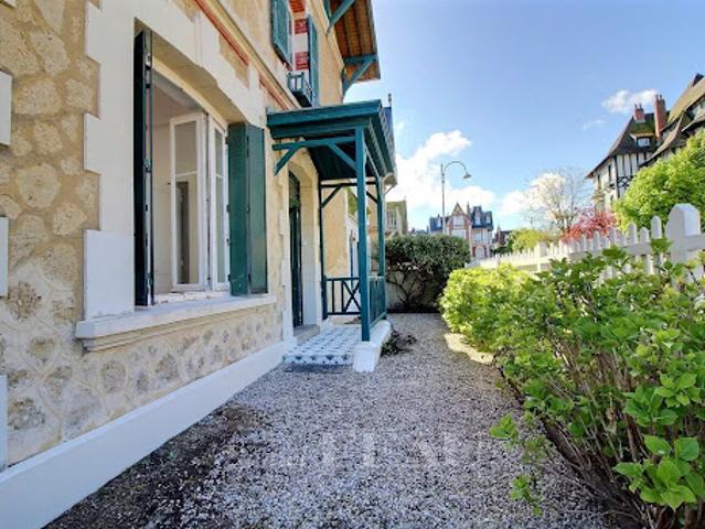 Propriété avec jardin