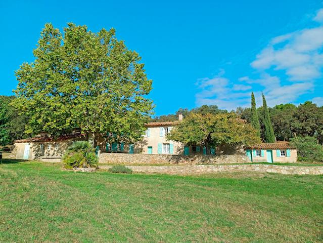 Propriété avec jardin