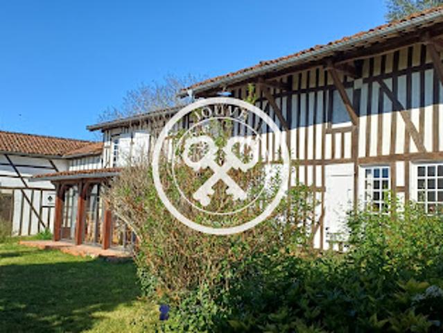 Propriété avec jardin