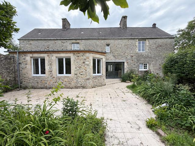 Propriété avec jardin