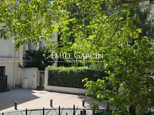 Propriété avec jardin