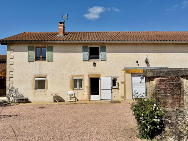 Propriété avec jardin