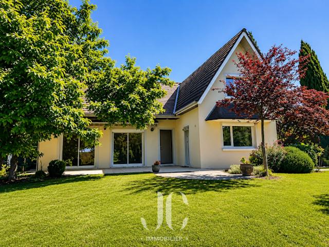 Propriété avec jardin