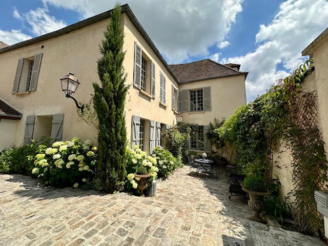 Propriété avec jardin