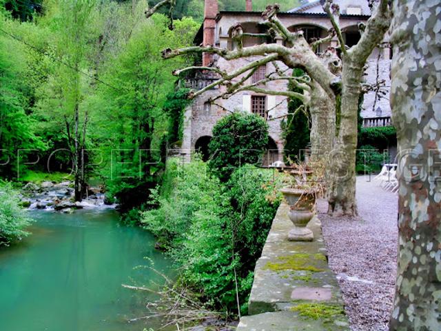 Propriété avec jardin