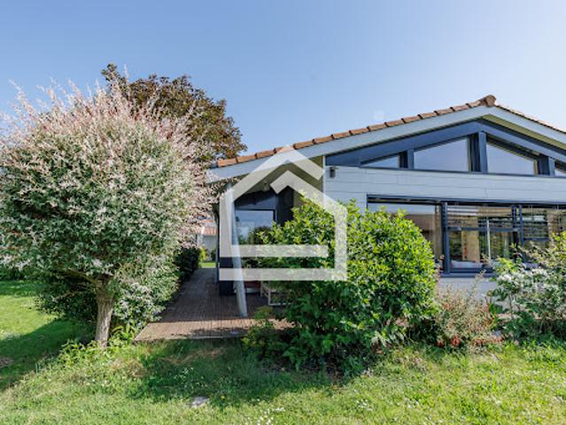 Propriété avec jardin