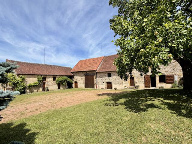 Propriété avec jardin