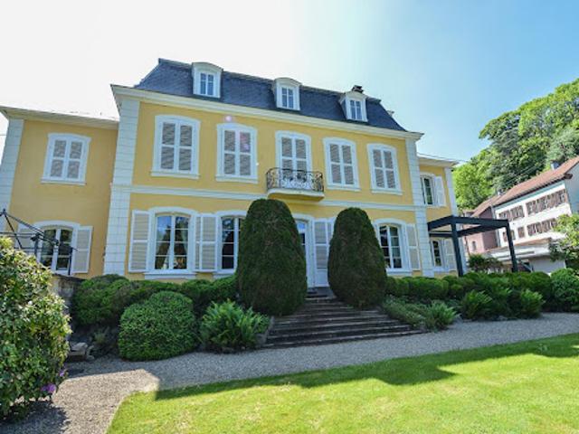 Propriété avec jardin