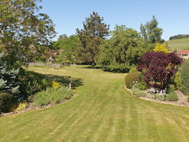 Propriété avec jardin
