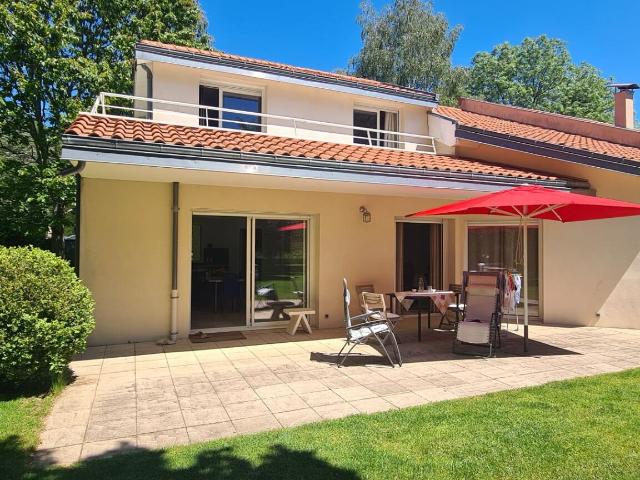 Propriete avec Jardin Orcines 268m² Orcines