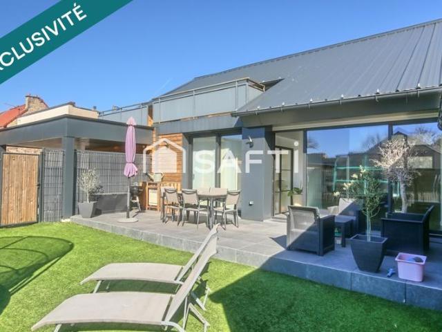Propriété avec Loft, Terrasse, Spa privatif et trois appartements T2 avec terrasse, grand parking