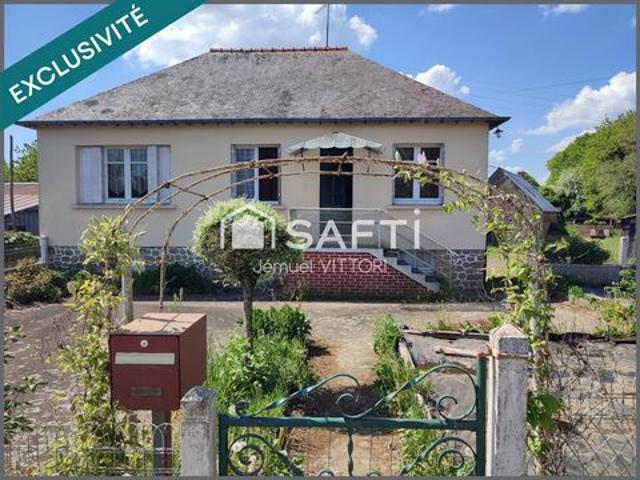 Propriété avec maison, dépendances et 2,2 ha à Larchamp
