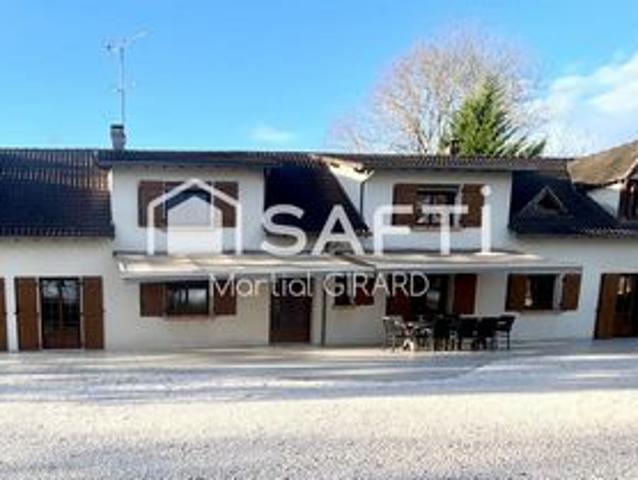 Propriété avec piscine à Vierzon