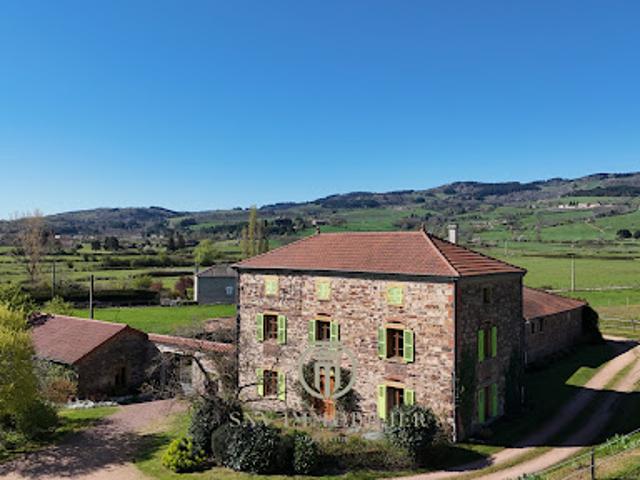 Propriété avec piscine