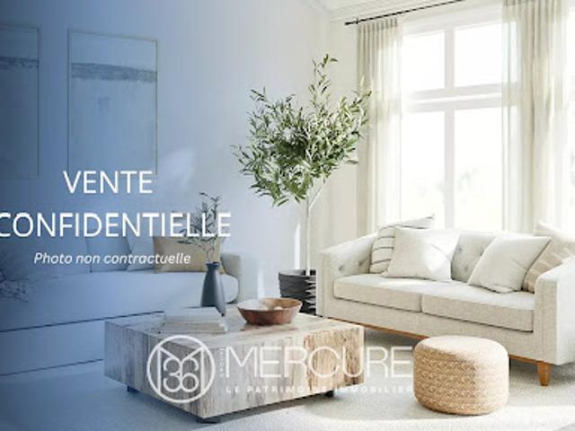 Propriété avec piscine et jardin