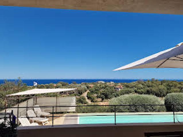 Propriété avec Piscine en Bord de mer