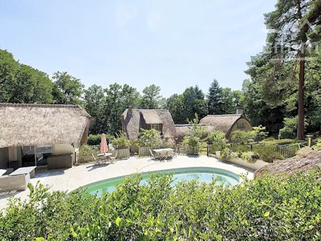 Propriété avec piscine