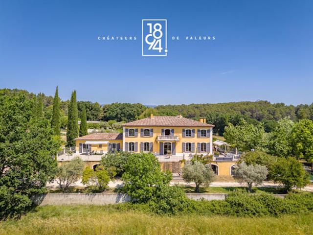 Propriété avec piscine