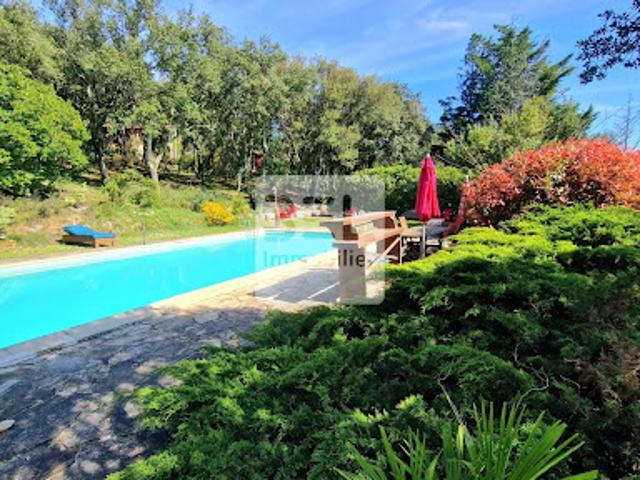 Propriété avec piscine