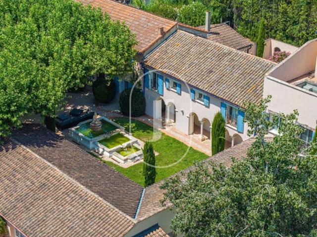 Propriété avec piscine