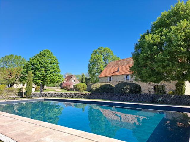 Propriété avec piscine