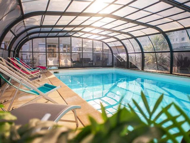 Propriété avec piscine