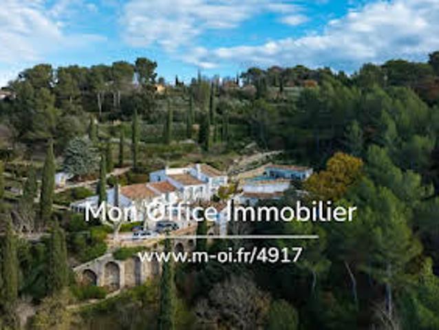 Propriété avec Piscine