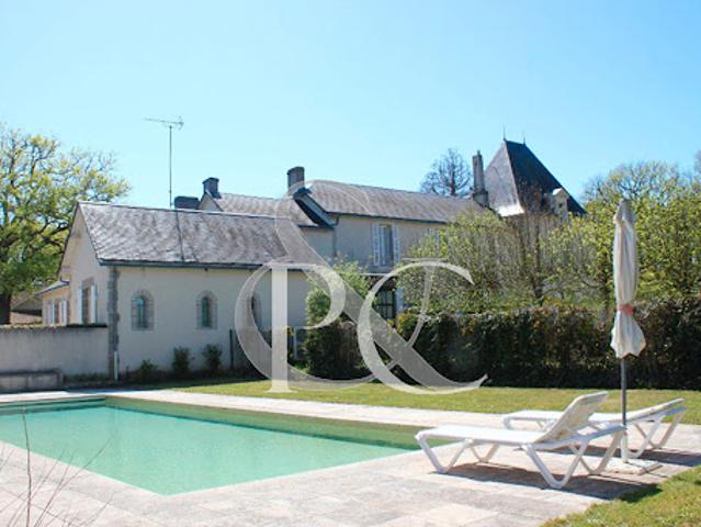 Propriété avec piscine