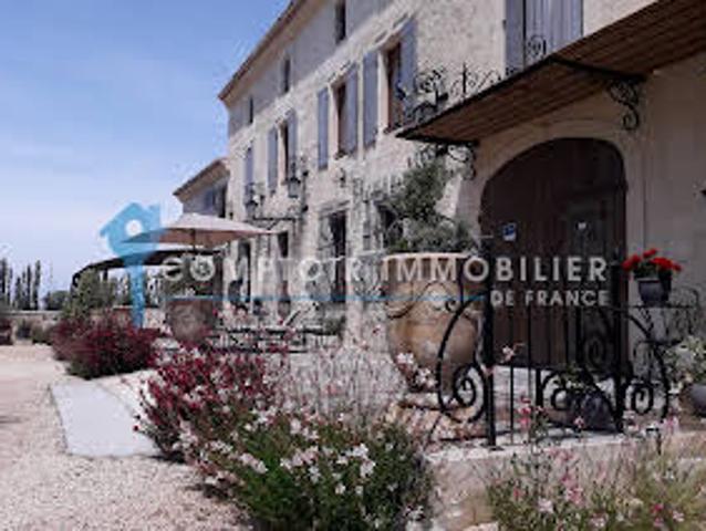 Propriété avec Piscine