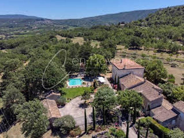 Propriété avec Piscine